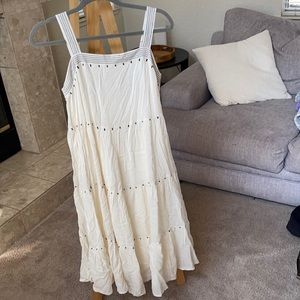 Old navy A- line calla Lily dress size M, fully lined, embroid